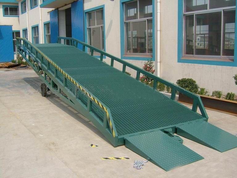 淮南登车桥厂家